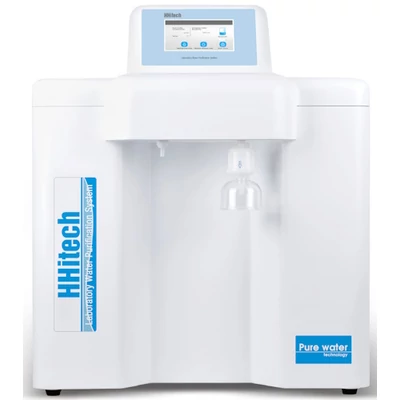 MasterTouch ultratiszta víz szűrő rendszer (tápvíz: vezetékes csapvíz); Kimenet: RO víz vagy UP víz, 15L/óra